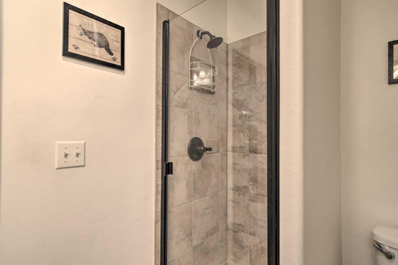 Luxe Branson Retreat With Mtn Views And Pool Access! Daire Dış mekan fotoğraf