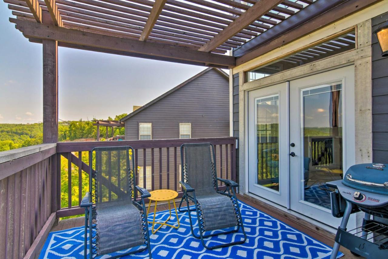 Luxe Branson Retreat With Mtn Views And Pool Access! Daire Dış mekan fotoğraf